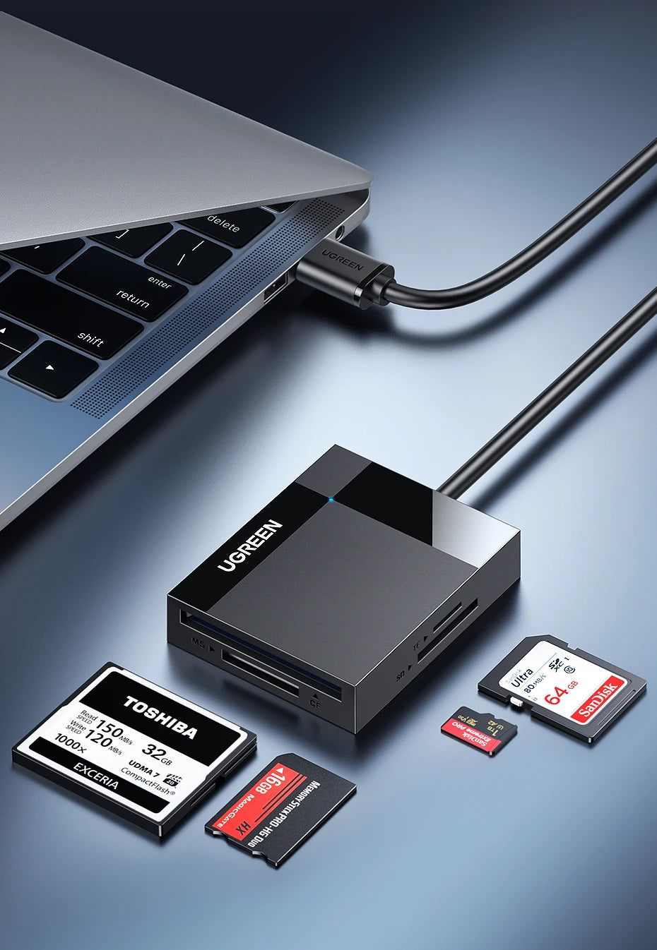 Adaptador lector de tarjetas multi para laptop y varias tarjetas de memoria.